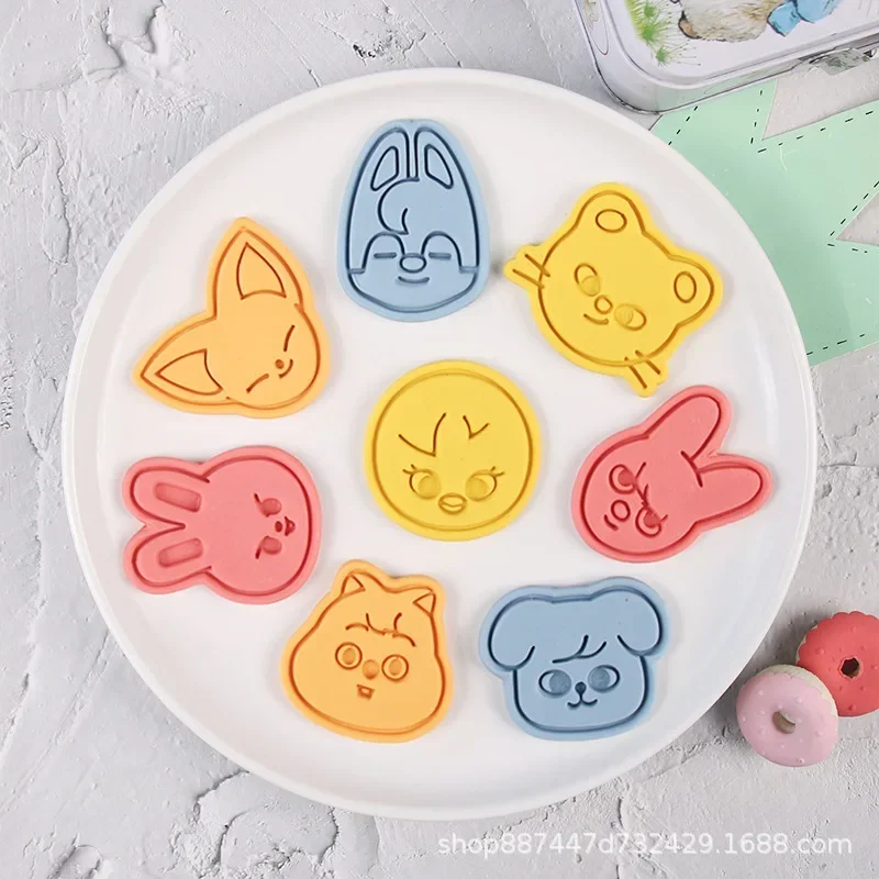Kitchen And Baking Tools - Anime S-Stray K-Kids Images Cookie Cutter